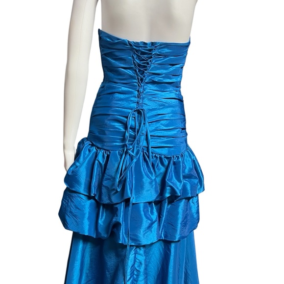 Debs - Womens Y2K Jeweled Hi-Low Prom Dress Sz. 3/4 - Picture 6 of 8